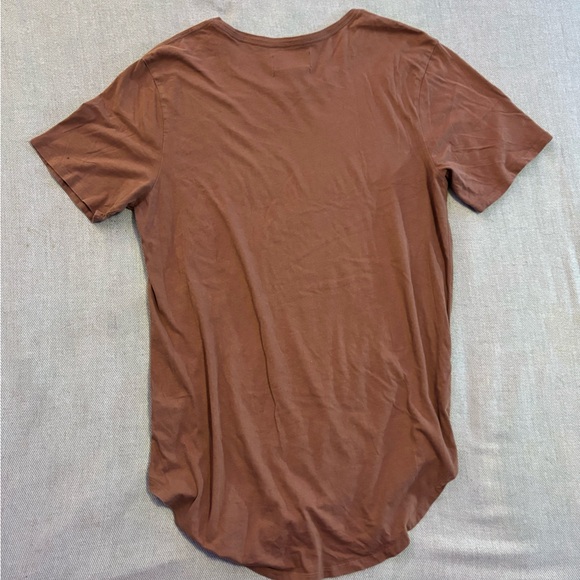 maroon/brown pacsun crew neck tee - Picture 2 of 3